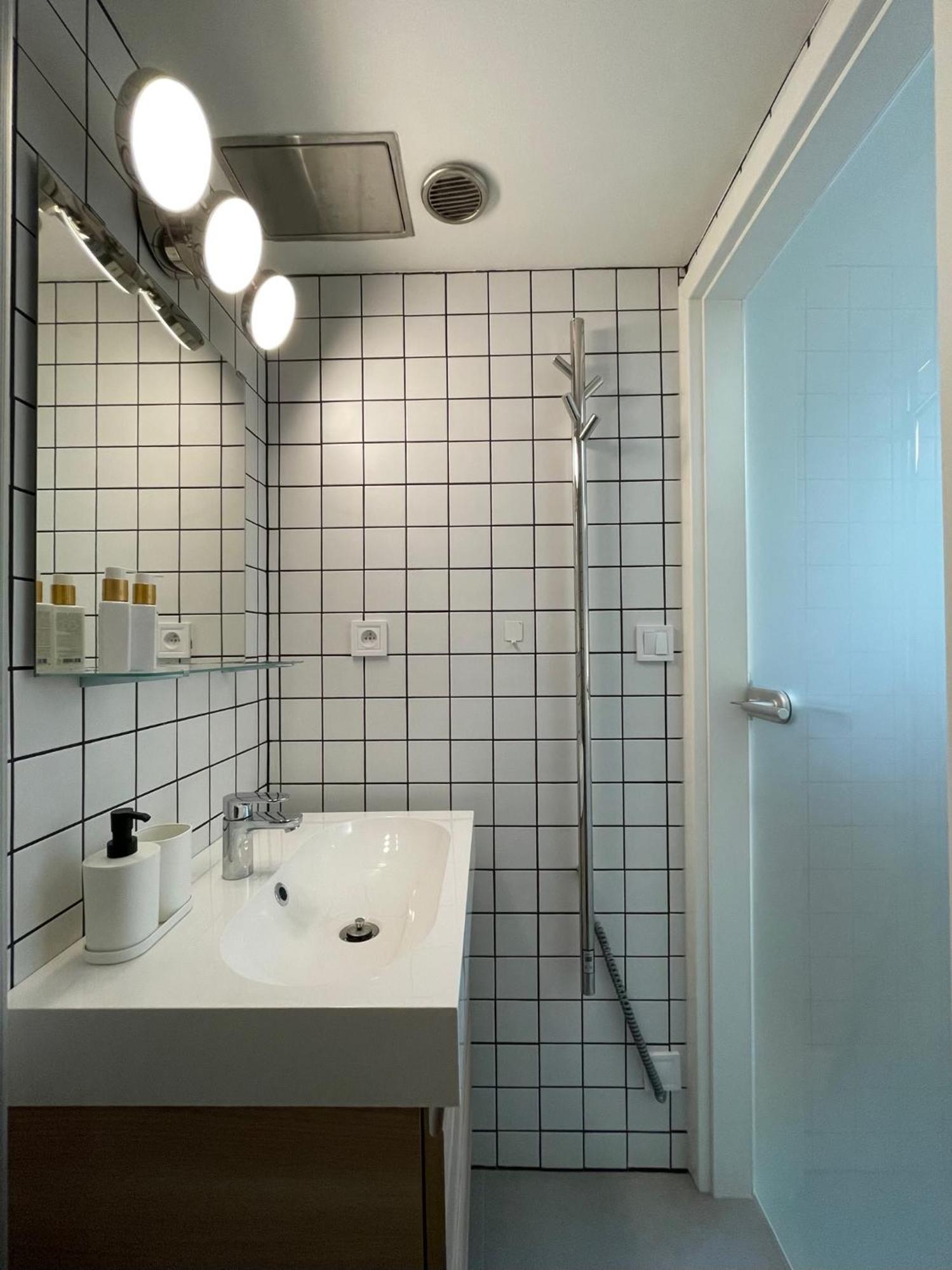 Urban Retreat I Modern Boho Apartments In Lovely Letna District - 10 Minutes From Old Town Прага Экстерьер фото