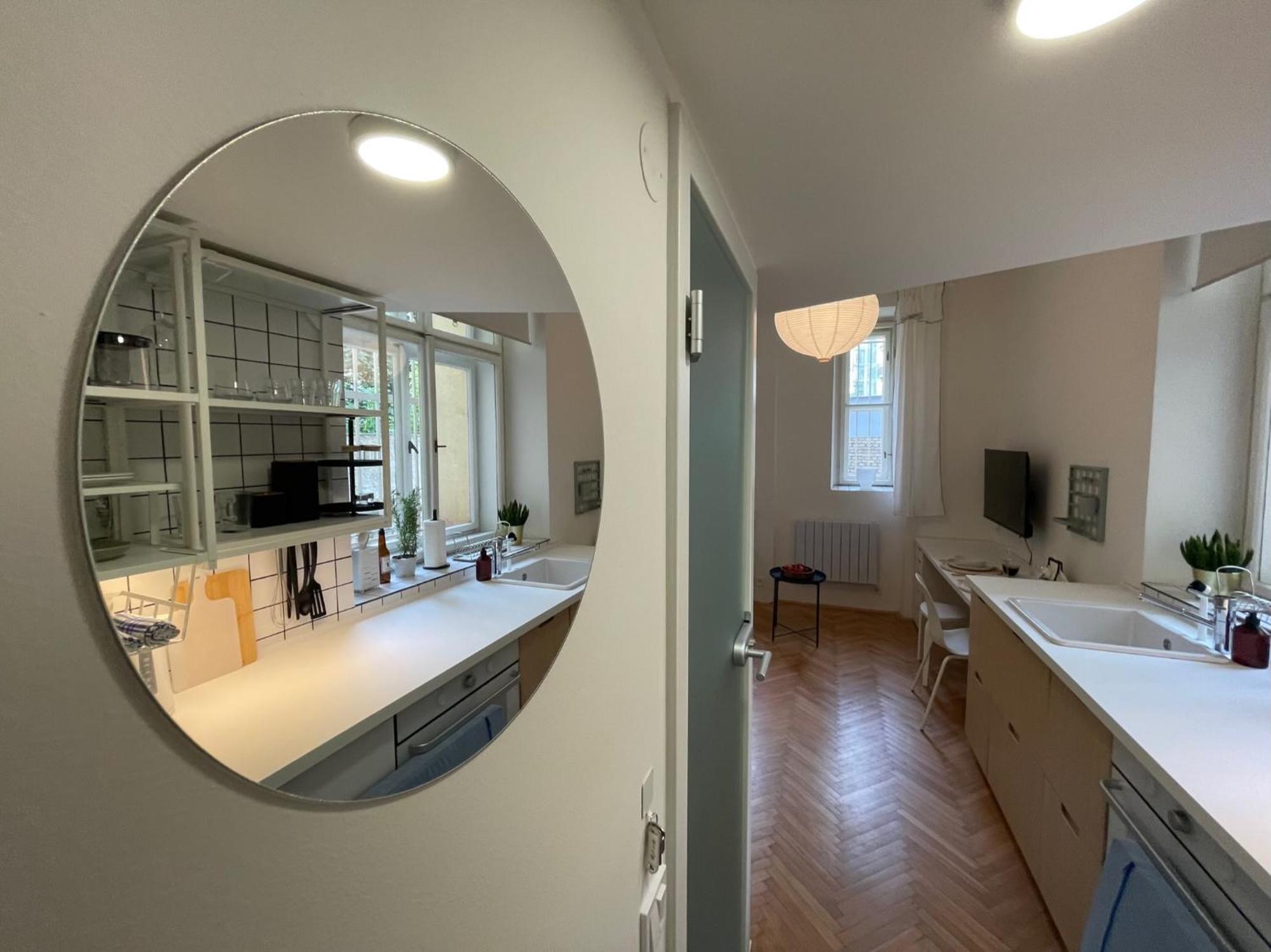 Urban Retreat I Modern Boho Apartments In Lovely Letna District - 10 Minutes From Old Town Прага Экстерьер фото
